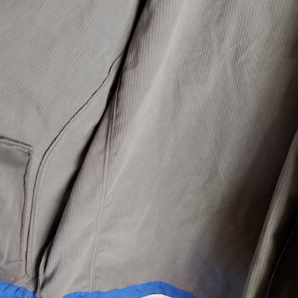 New Balance jacket - Picture 6 of 8